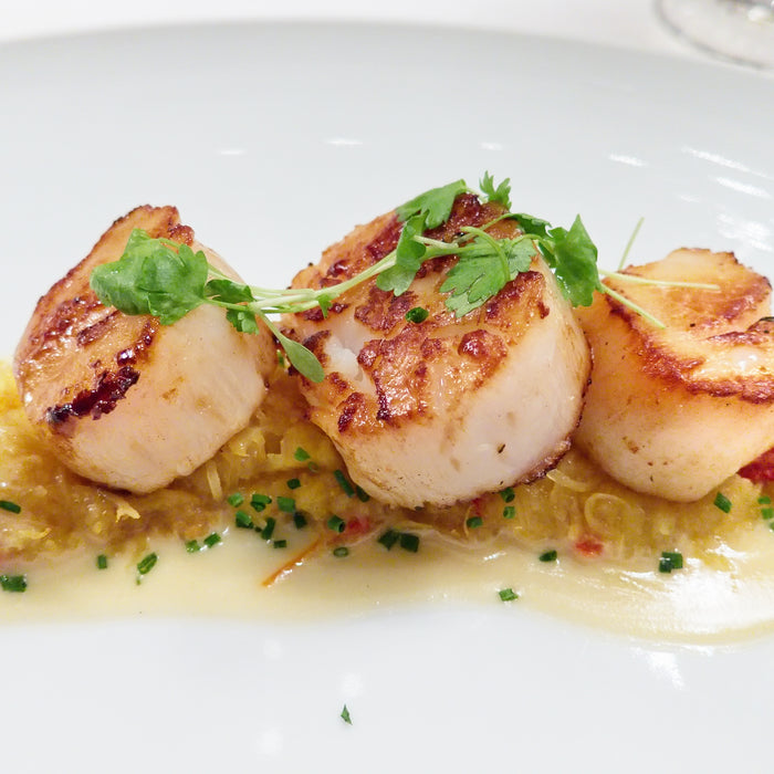 "Met Scallops" by ralph and jenny is licensed under CC BY 2.0.