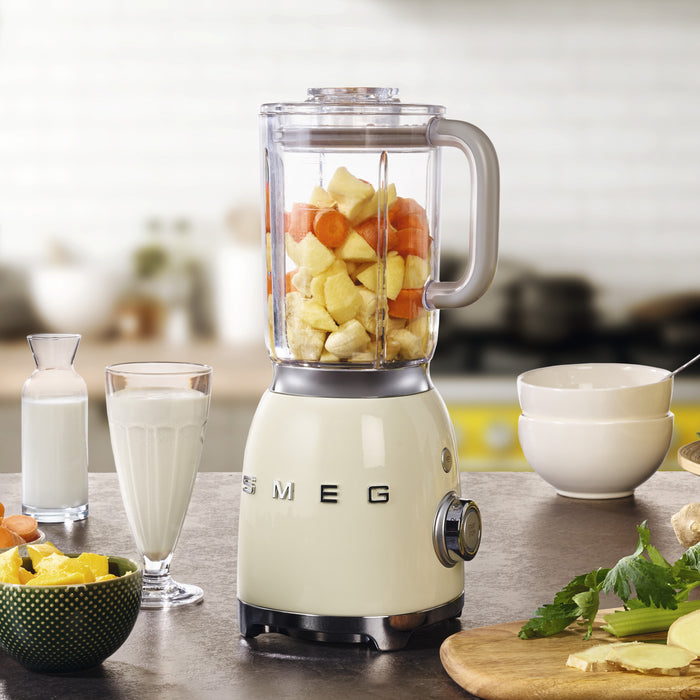 Smeg 50's Retro Style Aesthetic Cream Blender