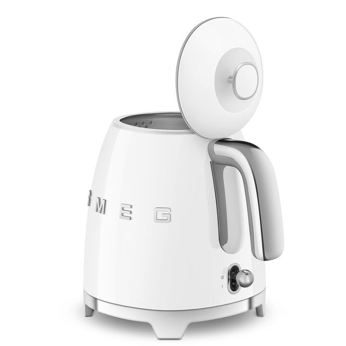 Smeg Retro Style Electric KLF05 White Mini Kettle