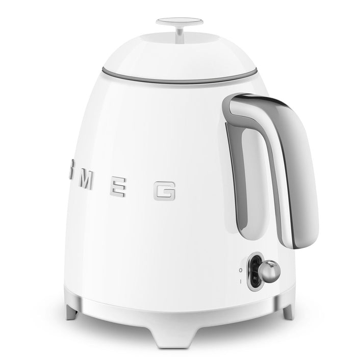 Smeg Retro Style Electric KLF05 White Mini Kettle