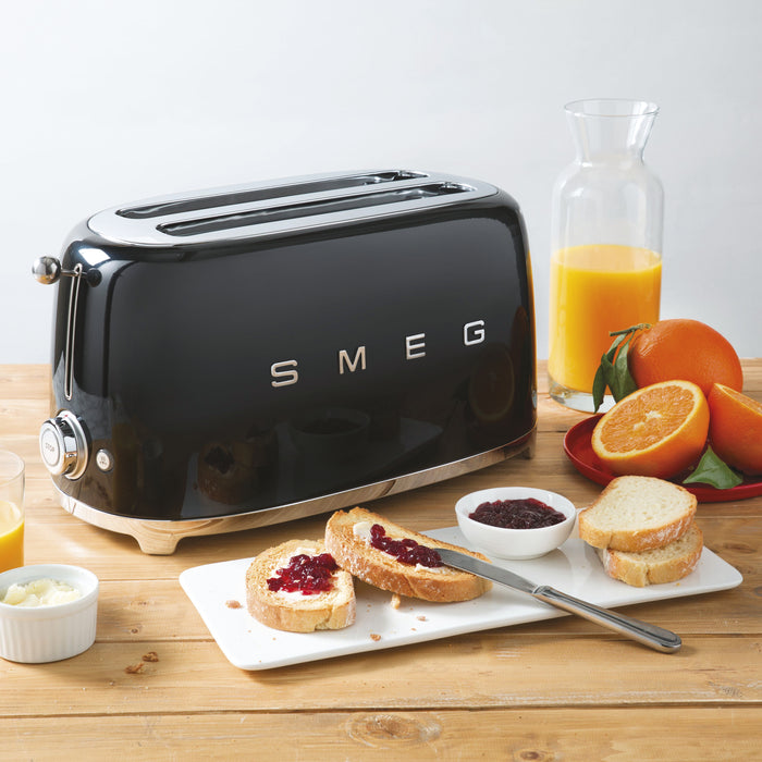 Smeg 50's Retro Style Aesthetic 4x2 Slice Black Toaster